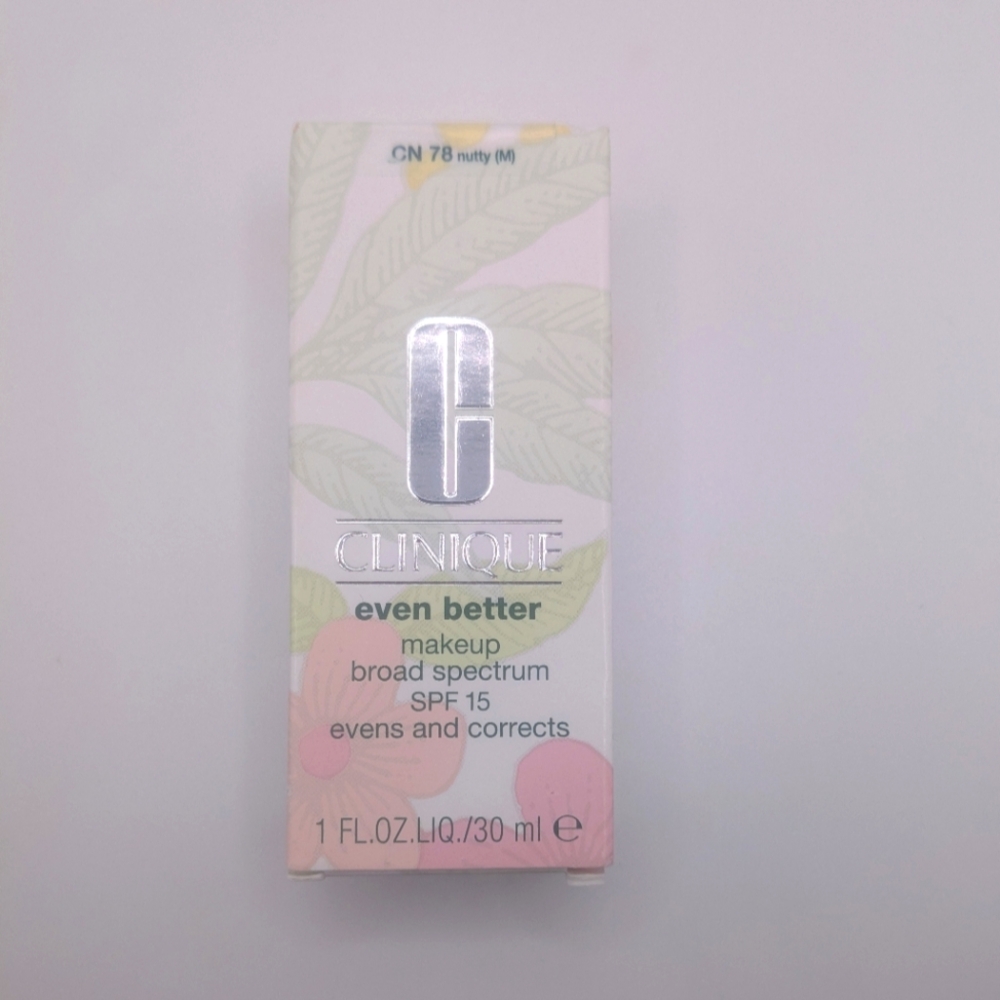 Clinique Even Better SPF15 Evens And Corrects Foundation in Nutty Shade